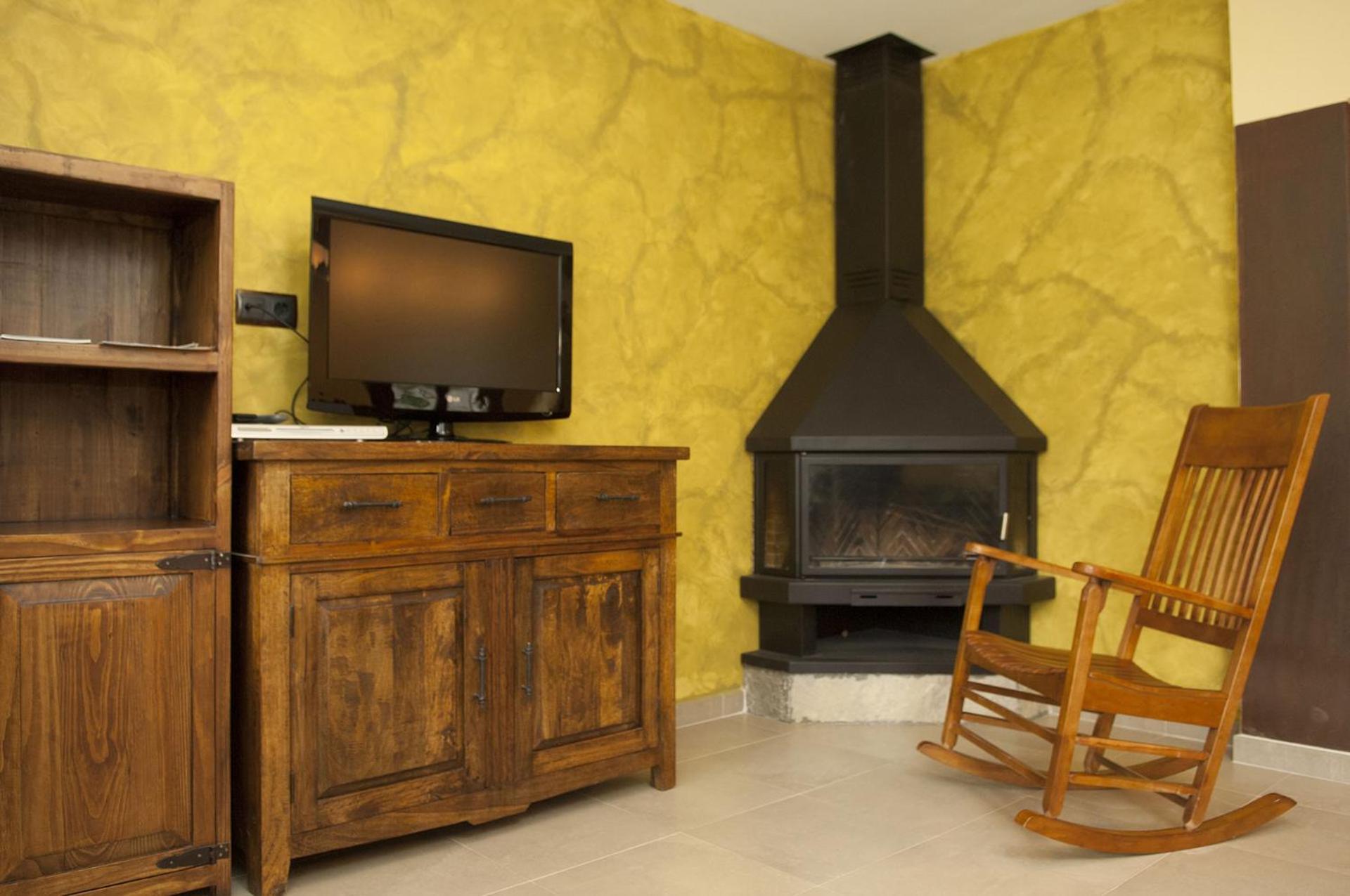 Casas La Ribera Ordesa Guest House เอสกาโลนา ภายนอก รูปภาพ