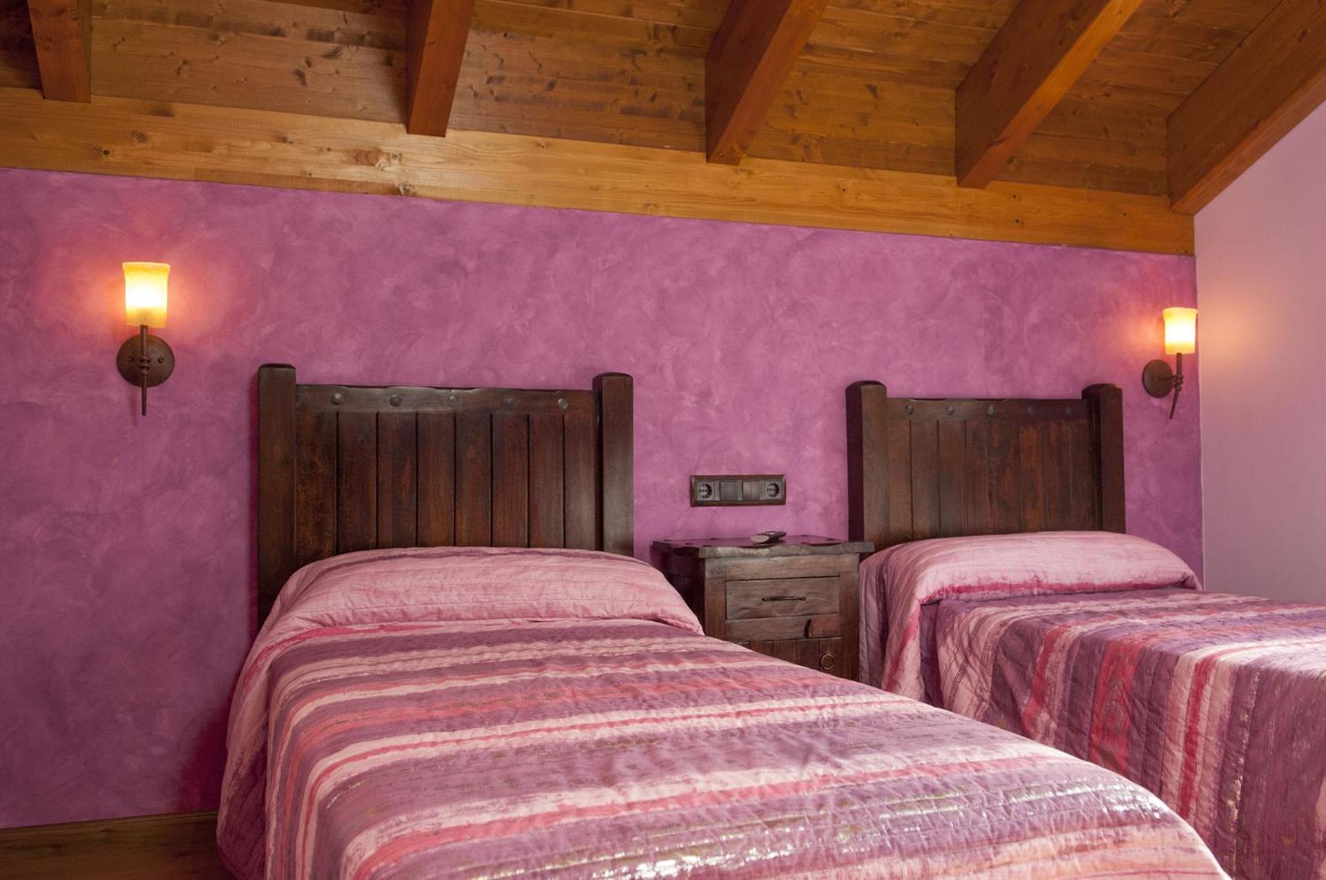 Casas La Ribera Ordesa Guest House เอสกาโลนา ภายนอก รูปภาพ