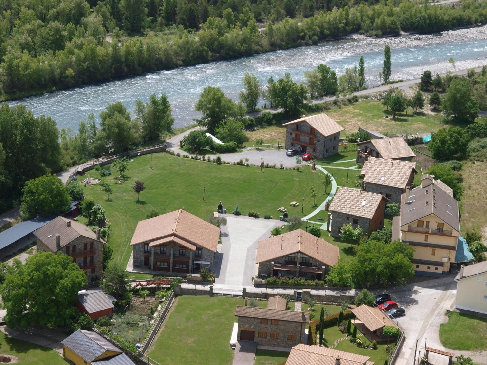 Casas La Ribera Ordesa Guest House เอสกาโลนา ภายนอก รูปภาพ